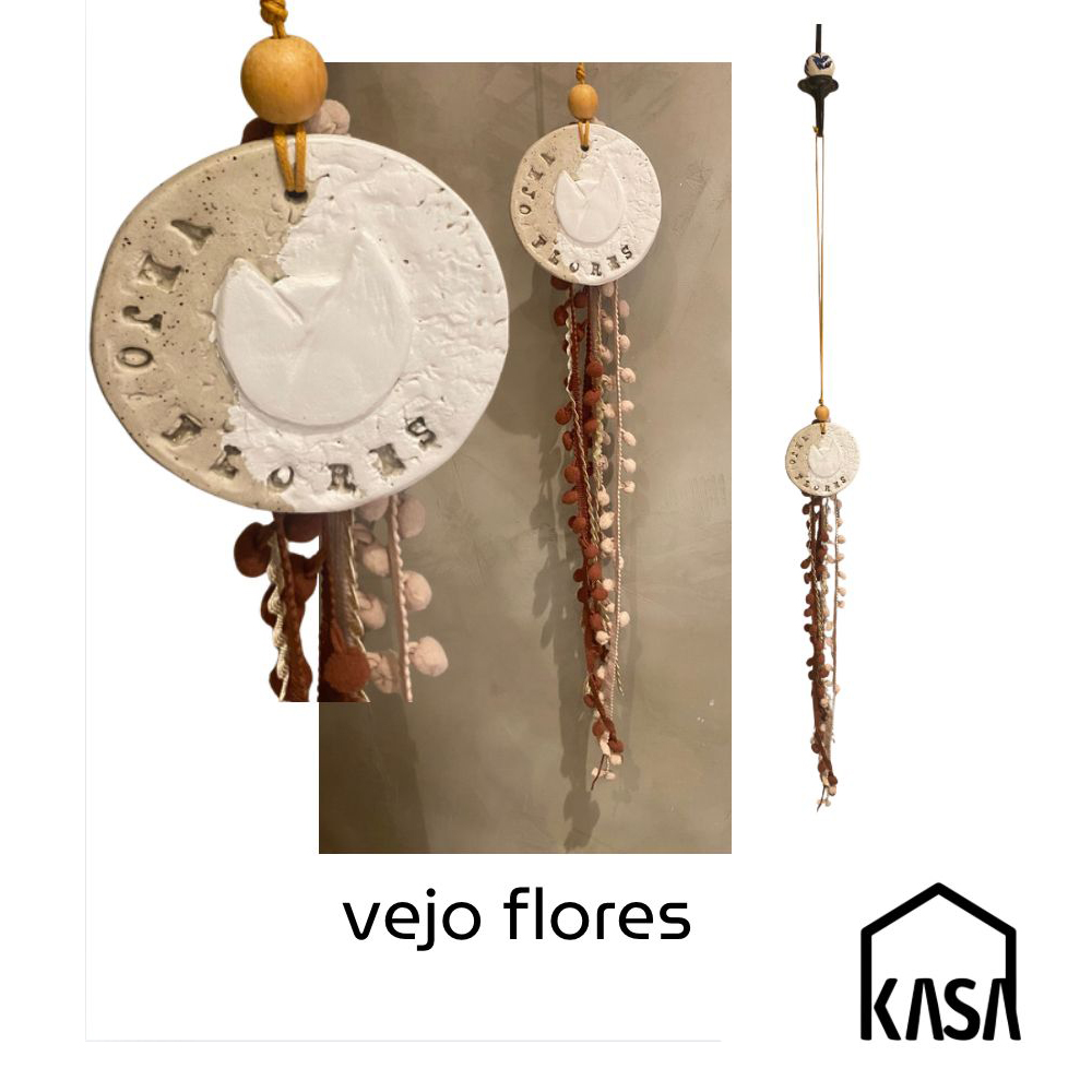 Pingente Vejo Flores